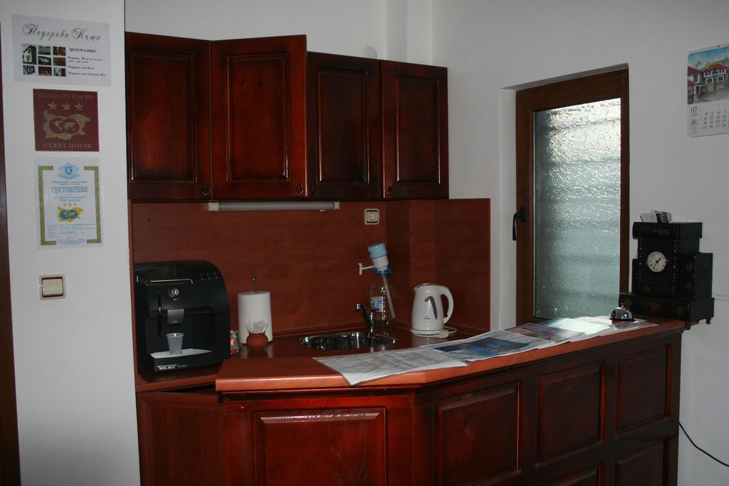 Todorova House Hotel Zlatograd Ngoại thất bức ảnh