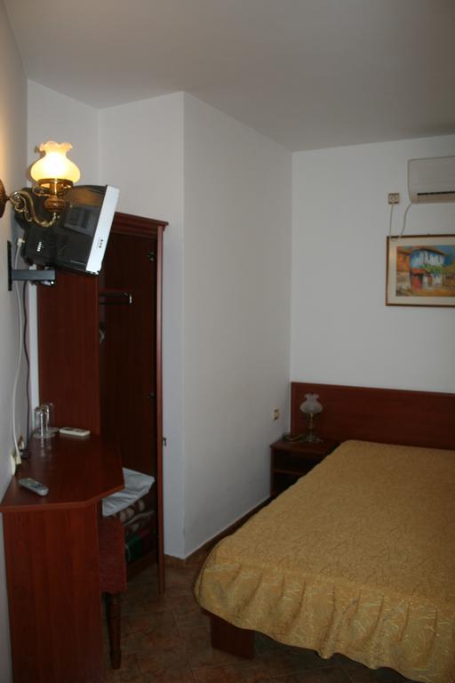 Todorova House Hotel Zlatograd Ngoại thất bức ảnh